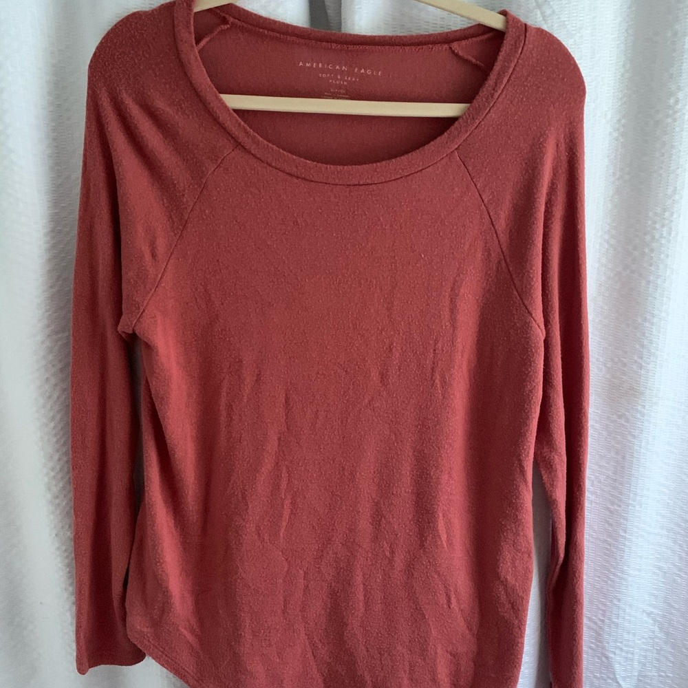 American Eagle long sleeve shirt